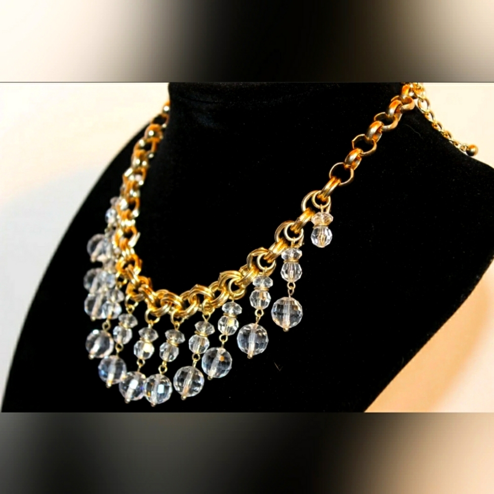 NEW BANANA REPUBLIC GOLD STAINLESS STEAL CLEAR BEADED CHAINED NECKLACE